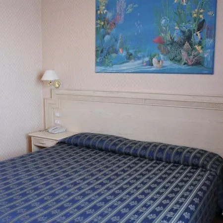 מלון Hotel Centrale בולוניה