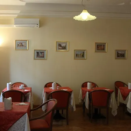Hotel Centrale Hotel