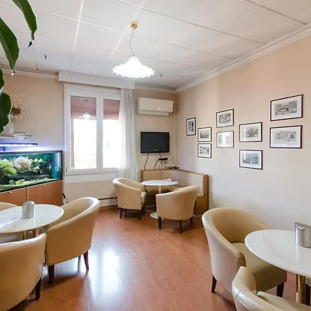 Hotel Centrale Hotel 2*