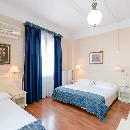Hotel Centrale Hotel 2*