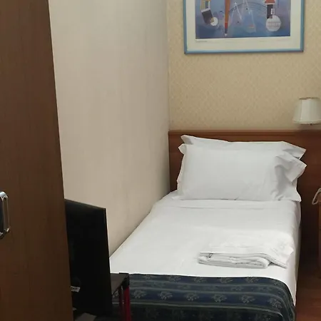 Hotel Centrale Hotel 2*